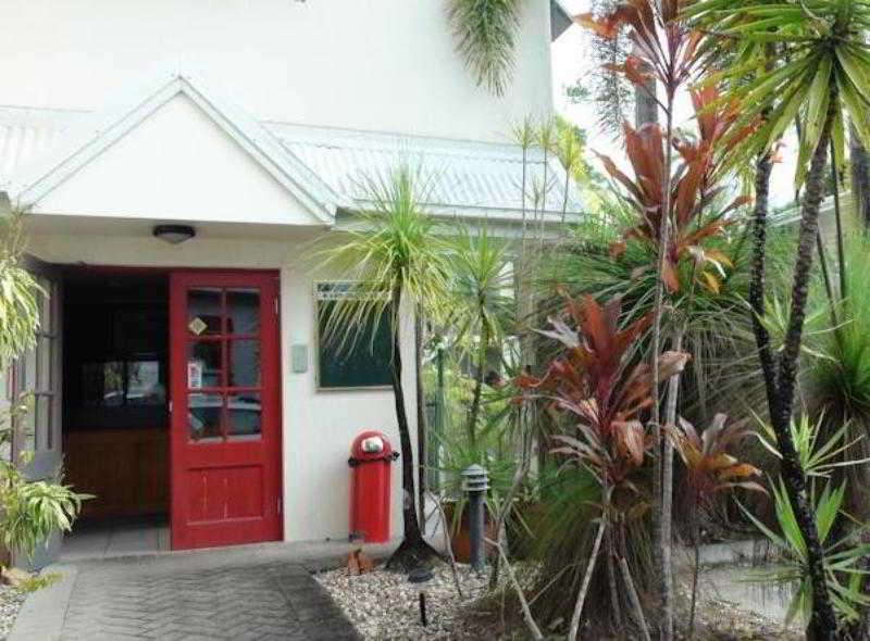 Crystal Garden Resort & Restaurant Cairns Exterior photo