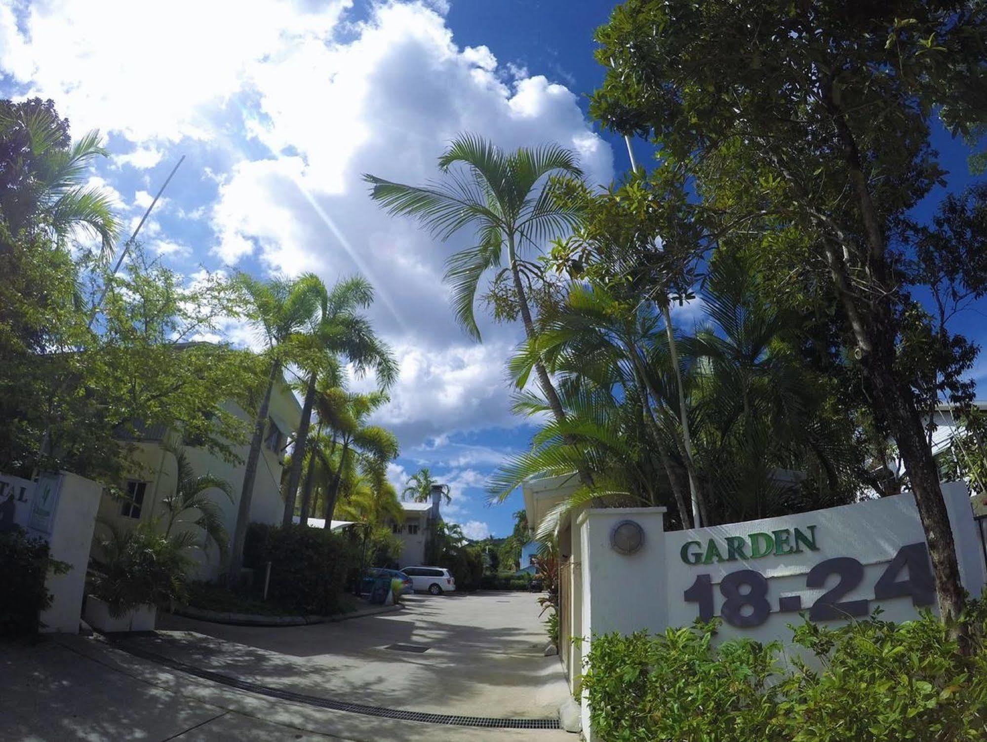 Crystal Garden Resort & Restaurant Cairns Exterior photo